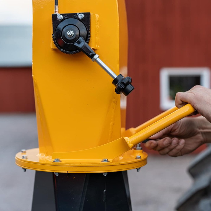 Fliskutter 150, med hydraulisk innmating