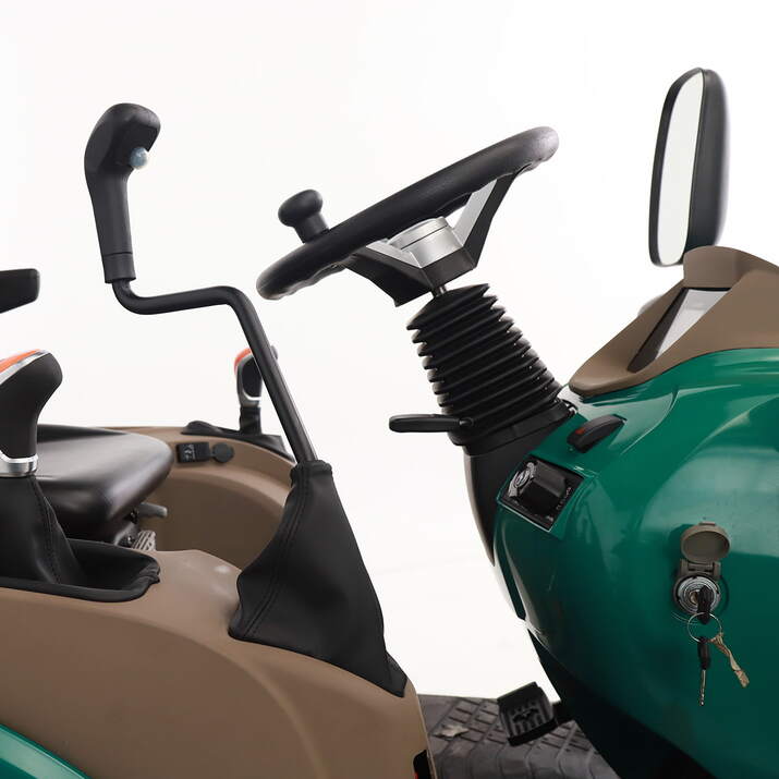 Kompakttraktor Lovol 25 hk med frontlaster, uten hytte 