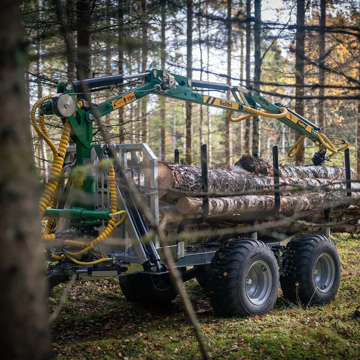 Skogsvogn ATV 3 tonn, med kran 4,2 m