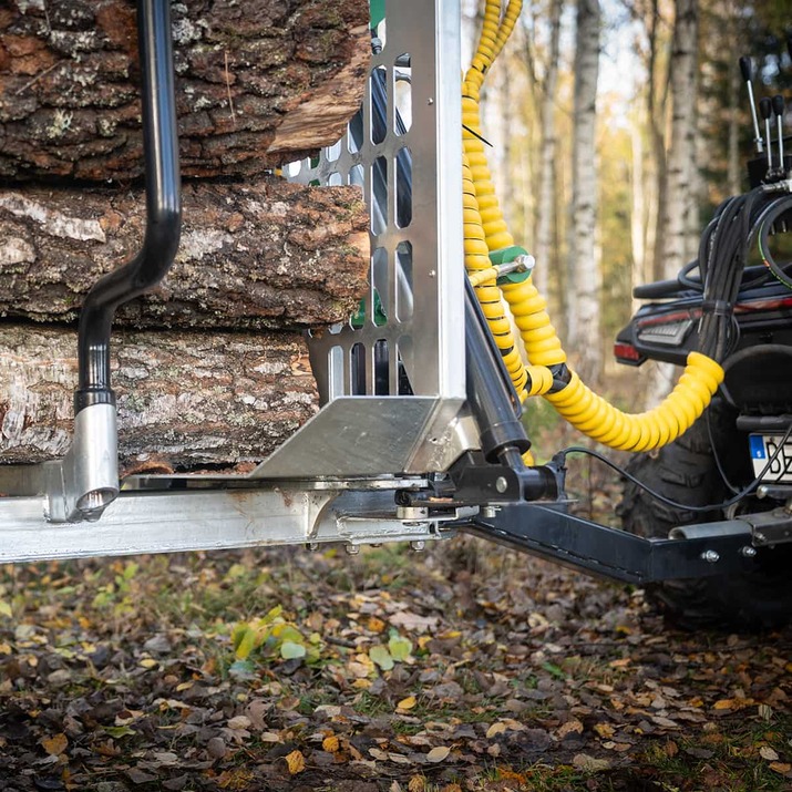 Skogsvogn ATV 3 tonn, med kran 4,2 m