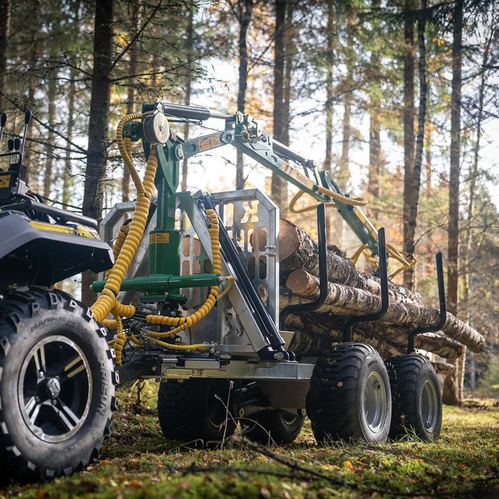 Skogsvogn ATV 3 tonn, med kran 4,2 m