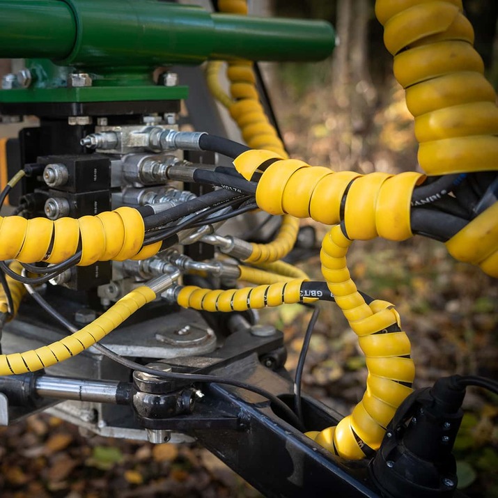 Skogsvogn ATV 3 tonn, med kran 4,2 m