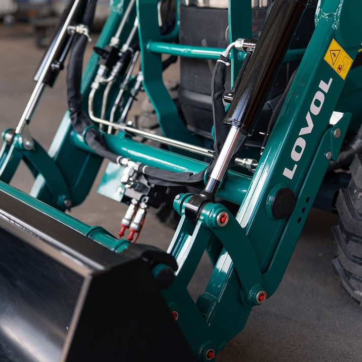 Kompakttraktor Lovol 25 hk, uten hytte