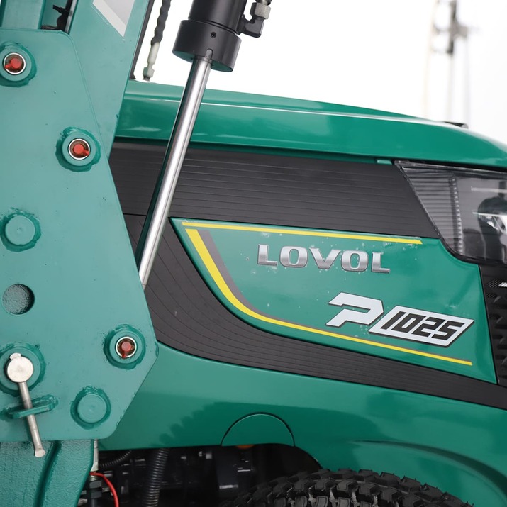 Kompakttraktor Lovol 25 hk med frontlaster, uten hytte 