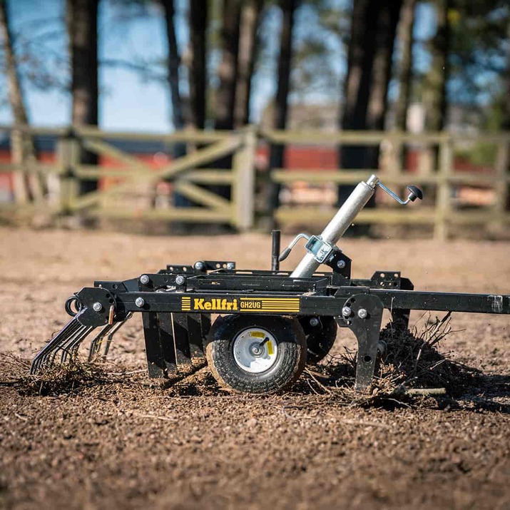 Gårdsharv ATV med justerbart chassis og drag