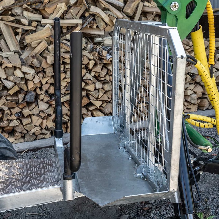 Skogsvogn ATV 3 tonn, med kran 4,2 m
