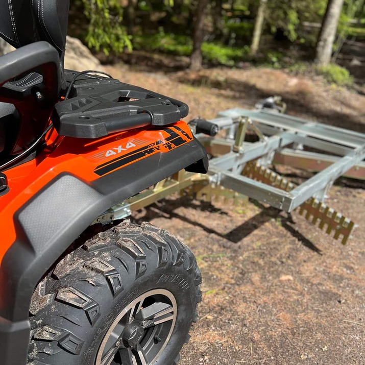 Veislådd til ATV med 3 skjær og med elektrisk hev- og senkbar funksjon