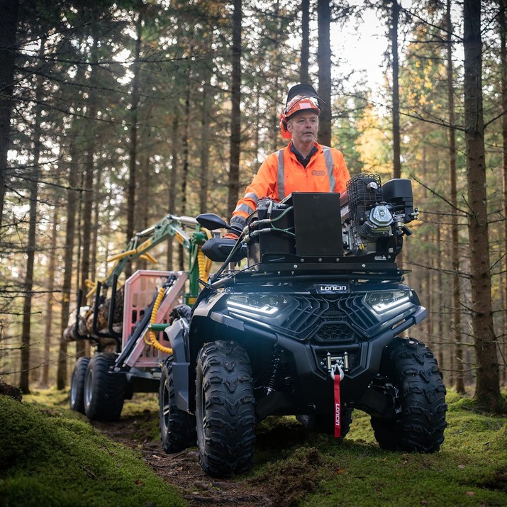 Skogsvogn ATV 3 tonn, med kran 4,2 m