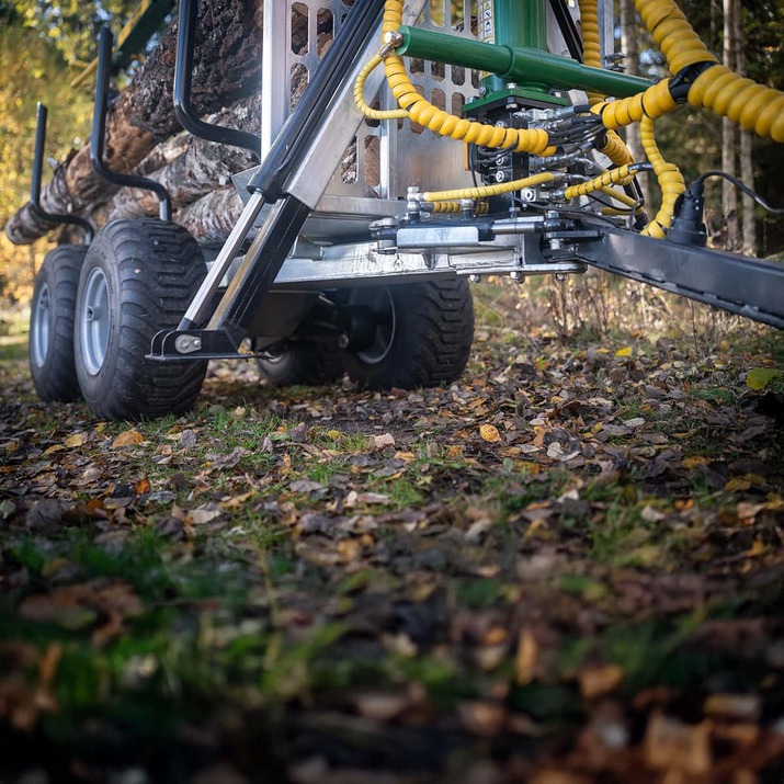 Skogsvogn ATV 3 tonn, med kran 4,2 m