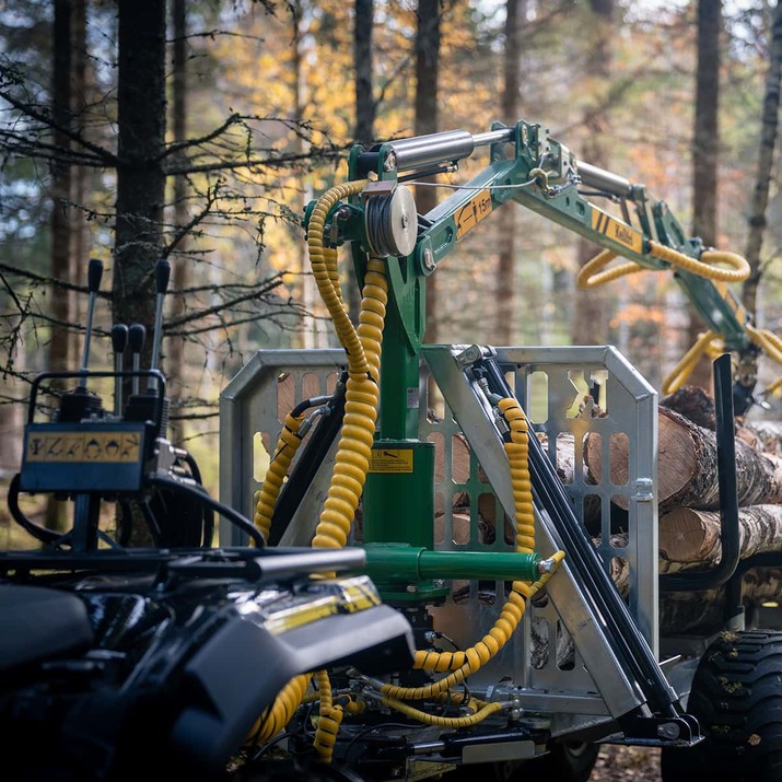 Skogsvogn ATV 3 tonn, med kran 4,2 m