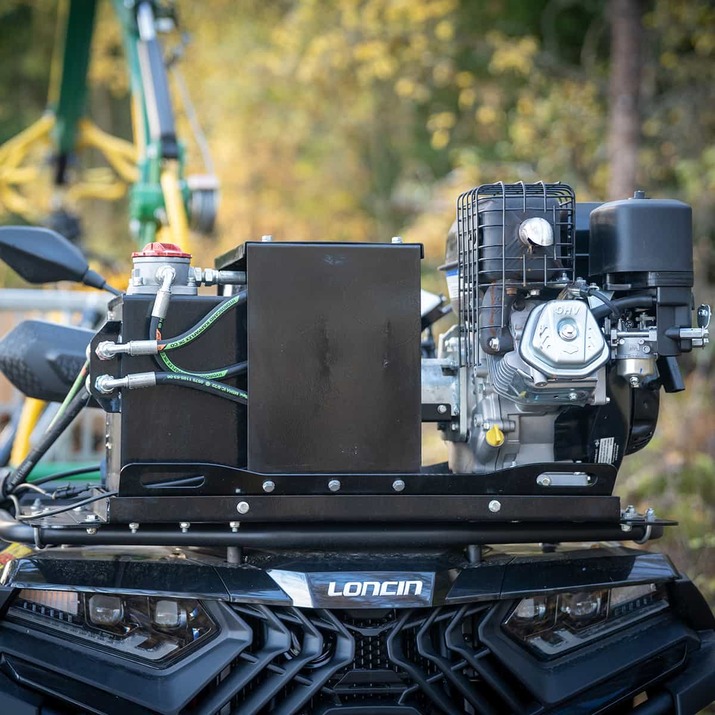 Skogsvogn ATV 3 tonn, med kran 4,2 m