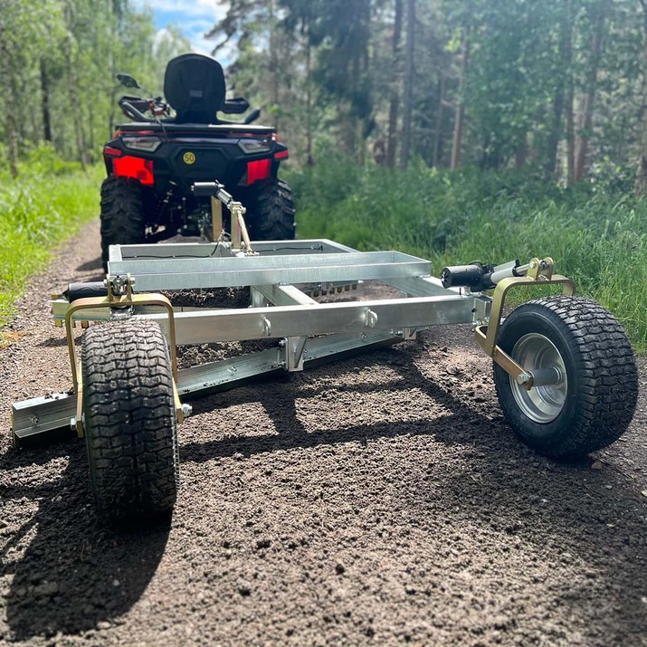 Veislådd til ATV med 3 skjær og med elektrisk hev- og senkbar funksjon