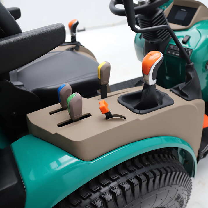 Kompakttraktor Lovol 25 hk med frontlaster, uten hytte