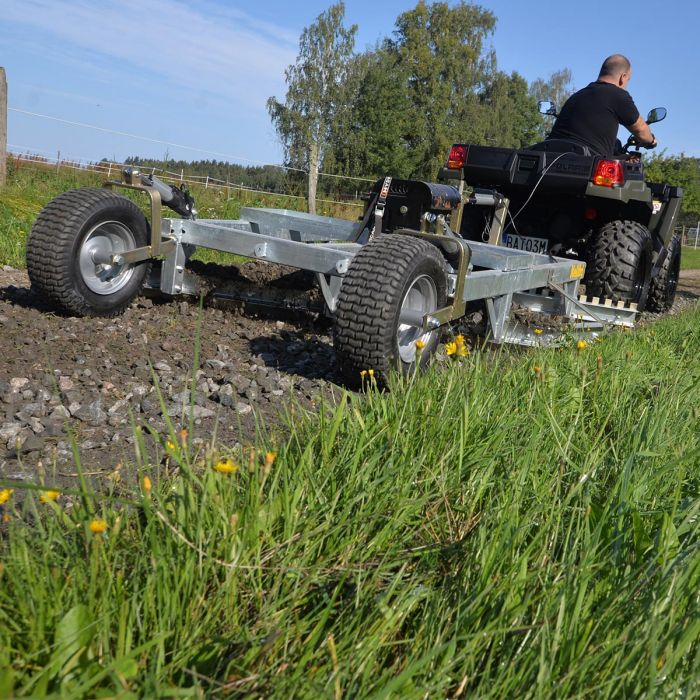 Veislådd til ATV med 3 skjær og med elektrisk hev- og senkbar funksjon